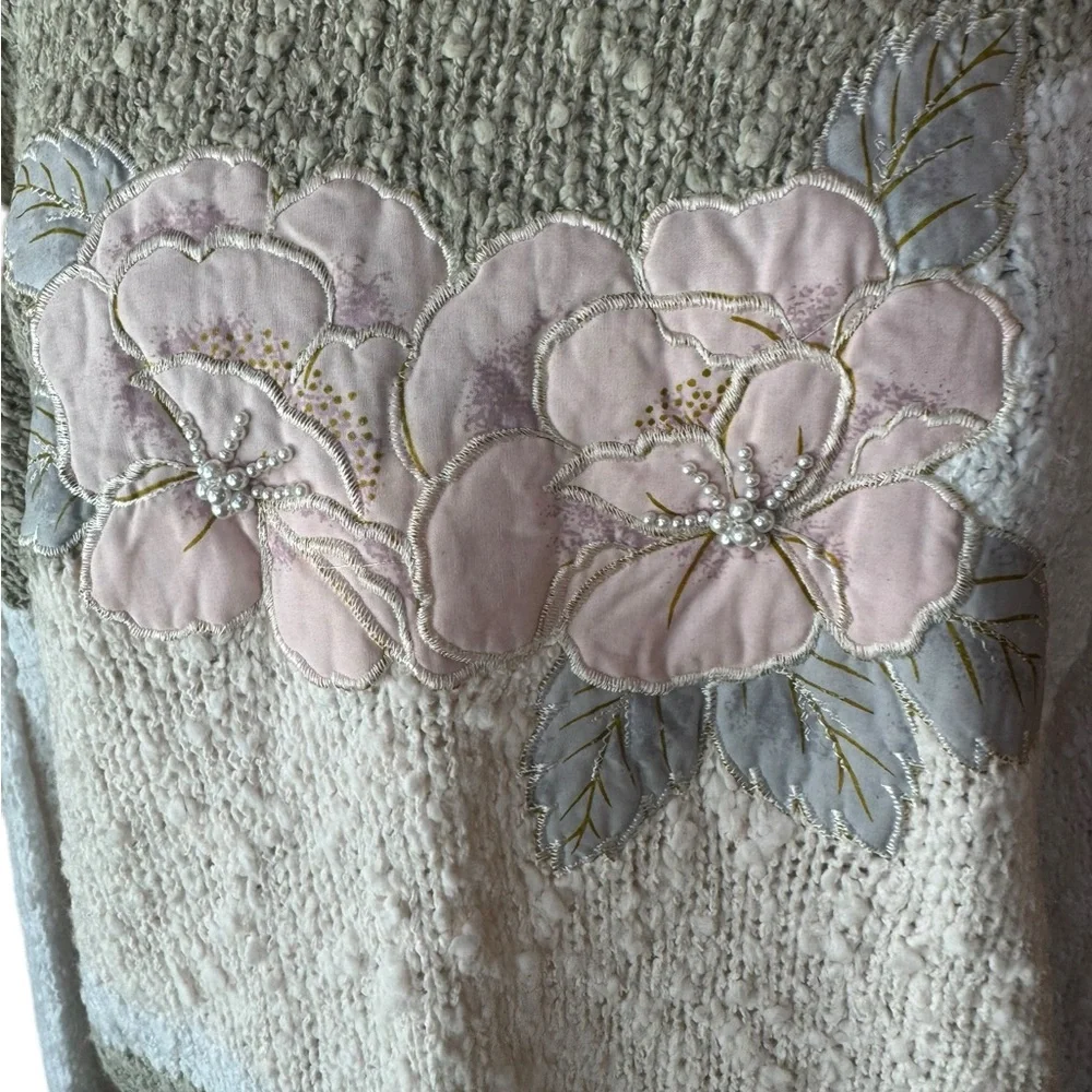 1980s Kirsten Grey Floral Knit Nubby‎ Sweater